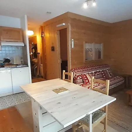 Spacieux 4 Pers, Proche Pistes Et Village, Balcon Et Parking, Areches-beaufort - Fr-1-342-295 Apartment *
